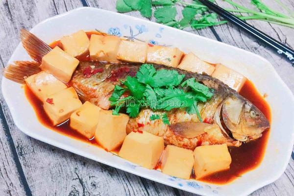 鲫鱼炖豆腐的做法图解9