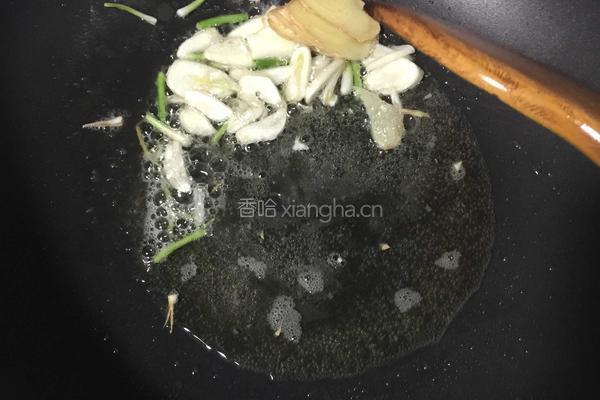 鲫鱼炖豆腐的做法图解4