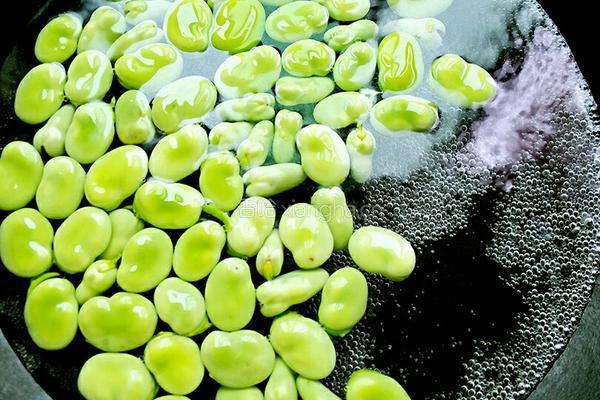 挑嘴豌豆的做法图解4