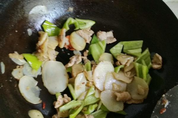 尖椒土豆肉片的做法图解7