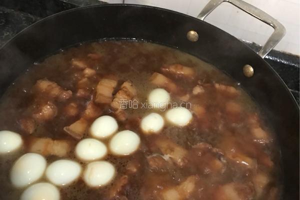 红烧肉炖鹌鹑蛋的做法图解3