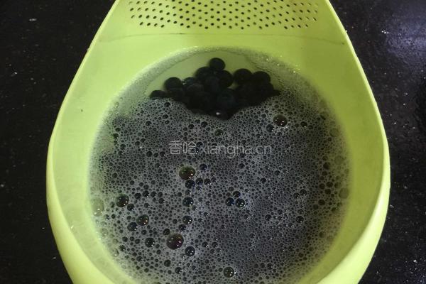 柠香蓝莓酱的做法图解4