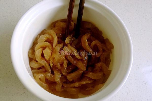 青椒肉丝的做法图解1