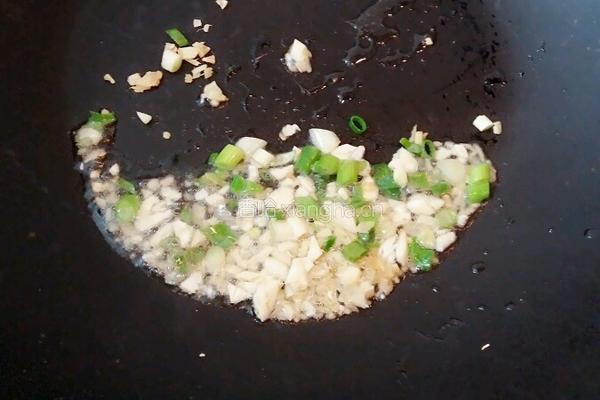 鸡蛋炒芹菜的做法图解5