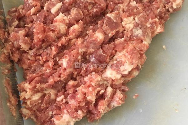 玉米馅饺子的做法图解1