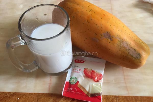 木瓜椰汁冻的做法图解1