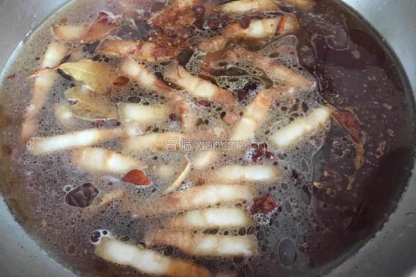 五花肉炖土豆的做法图解5