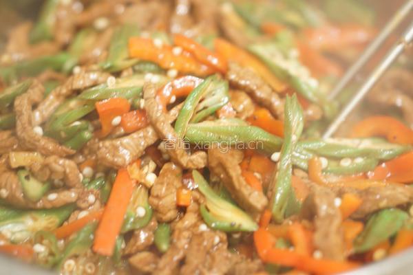 秋葵炒牛肉丝的做法图解8