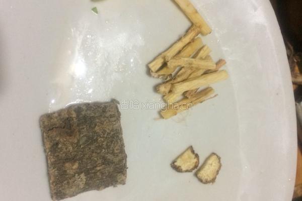 杜仲腰尾汤的做法图解2