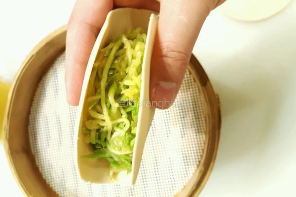 西葫芦莜面蒸饺的做法图解11