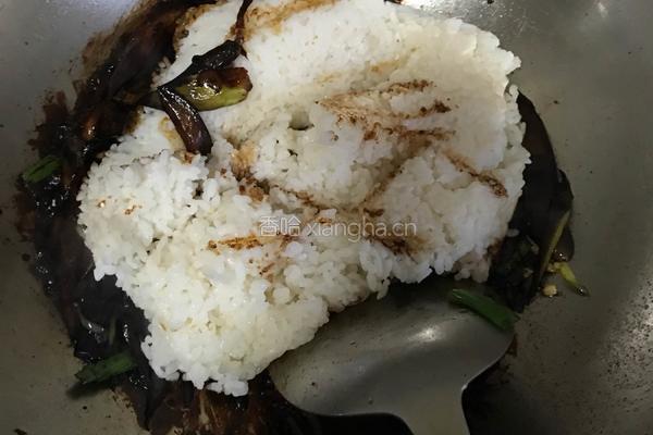 茄子炒饭的做法图解6