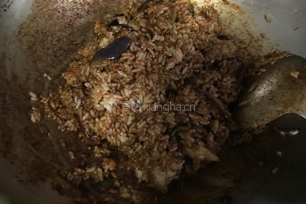 茄子炒饭的做法图解7