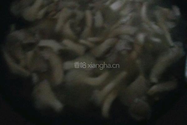 秀珍菇煮肉的做法图解7