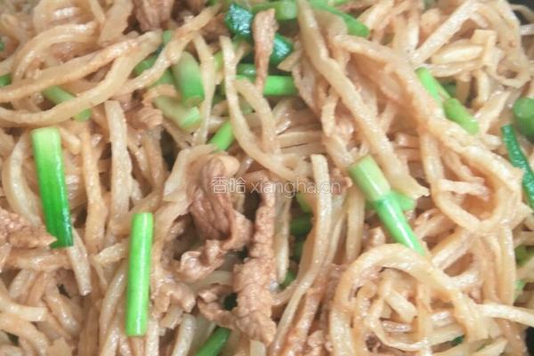 肉丝蒜苔炒饼的做法图解9
