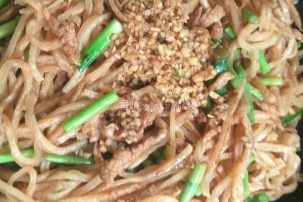 肉丝蒜苔炒饼的做法图解11