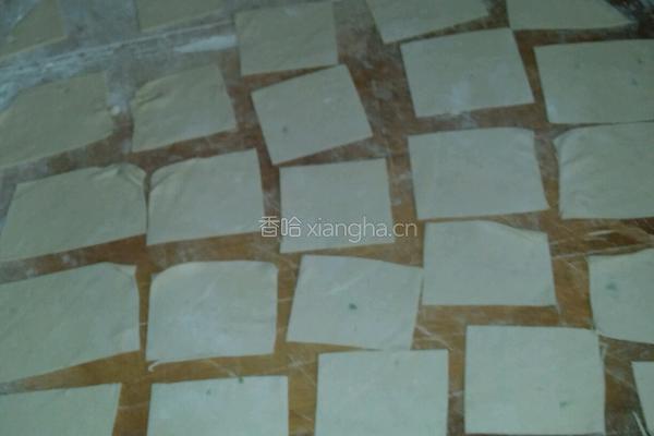 猪肉小葱馅混沌的做法图解6