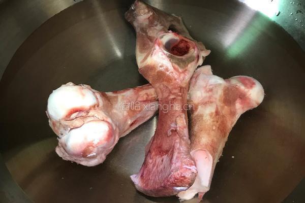 花生莲藕大骨汤的做法图解2
