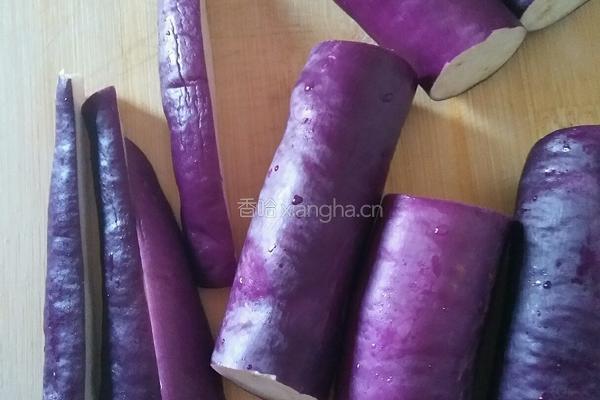 蒜香茄子的做法图解1