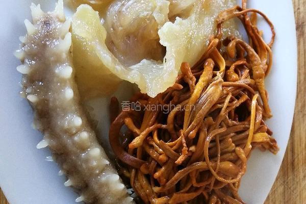 养生汤(海参花胶虫草花)的做法图解3