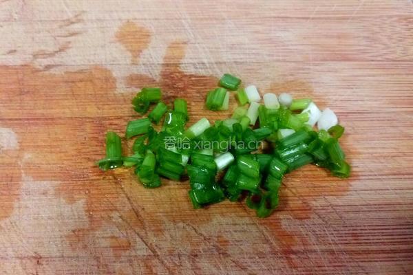 酸菜苦笋汤的做法图解3