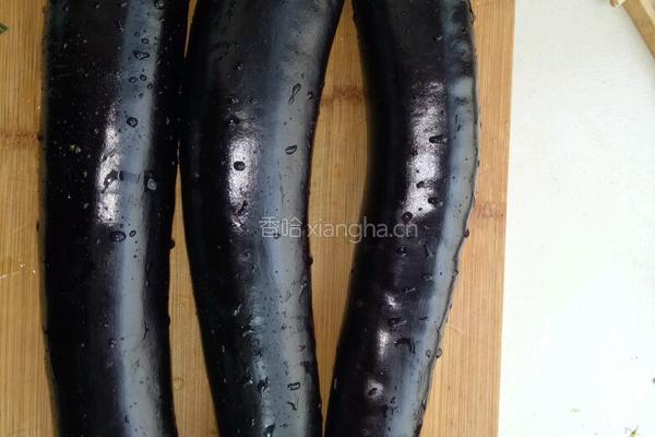 肉沫豌豆炖茄子的做法图解2