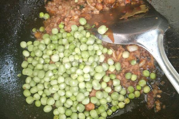 肉沫豌豆炖茄子的做法图解10