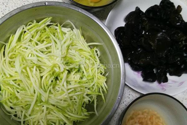 没有肉肉的包子的做法图解5