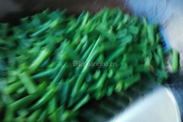 长豆角炒肉末菠菜鸡蛋汤的做法图解12