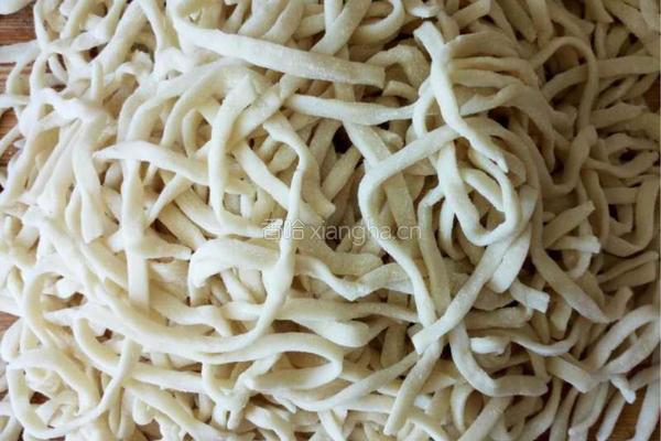 豆角土豆肉蒸面的做法图解1