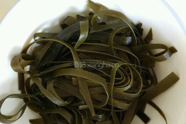 土豆海带炖豆腐的做法图解1