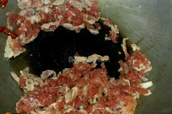 韭菜苔炒肉丝的做法图解4