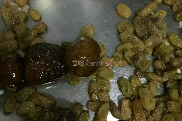 红枣粽子的做法图解1
