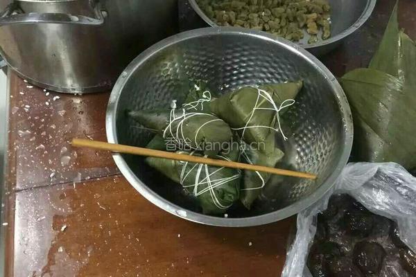 红枣粽子的做法图解2