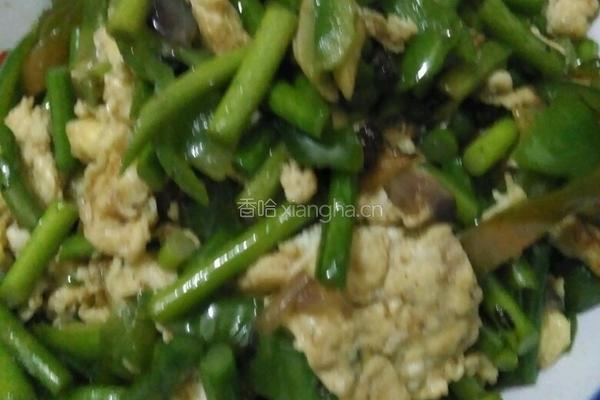 青椒蒜薹炒鸡蛋的做法图解7