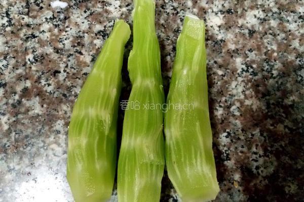 清炒莴笋的做法图解2