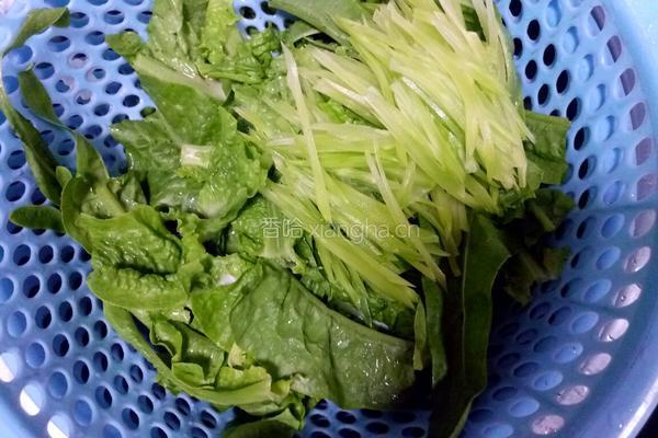清炒莴笋的做法图解4