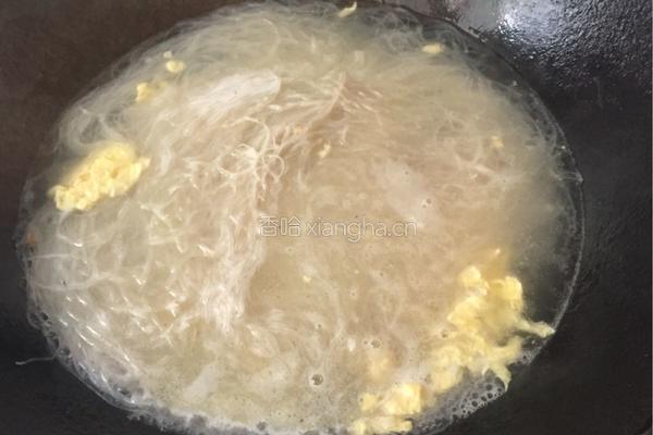 鸡蛋米线的做法图解5