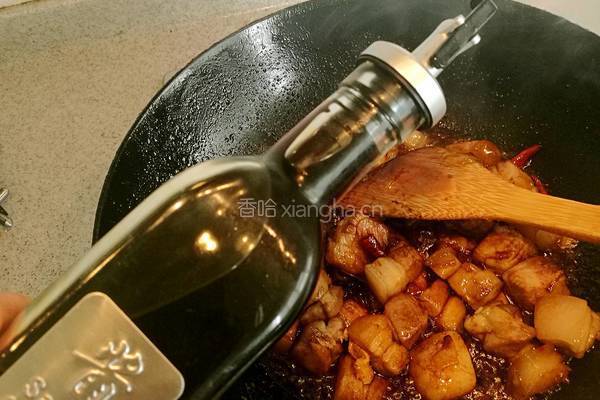 土豆红烧肉的做法图解7