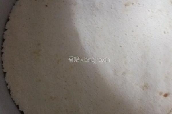 火龙果慕斯蛋糕的做法图解1