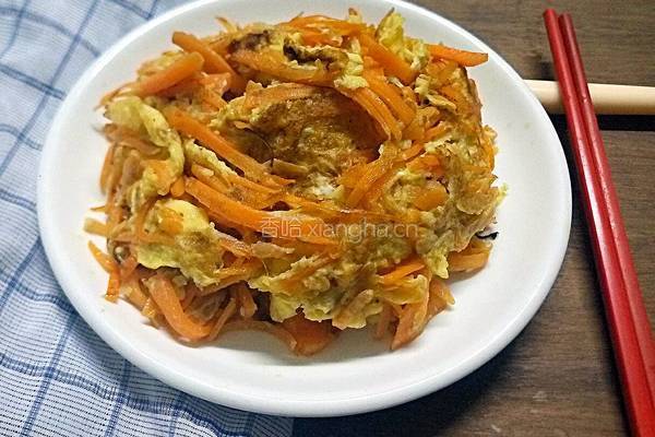 胡萝卜丝炒鸡蛋的做法图解10