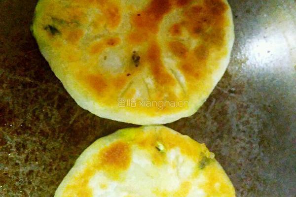 韭菜鸡蛋馅饼的做法图解13