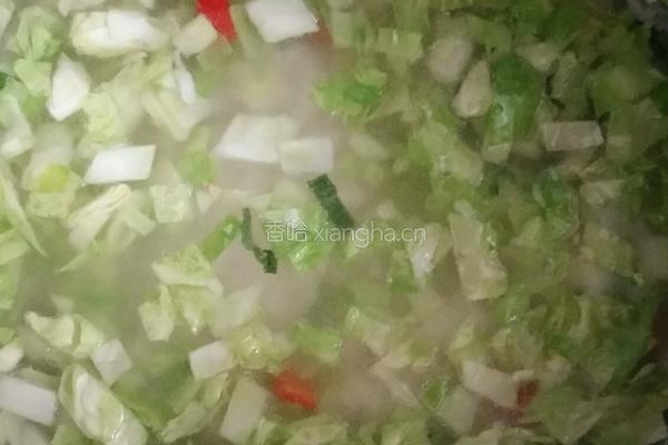 包菜咸米粥的做法图解4