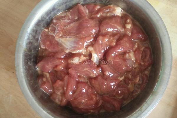 家常孜然羊肉的做法图解3