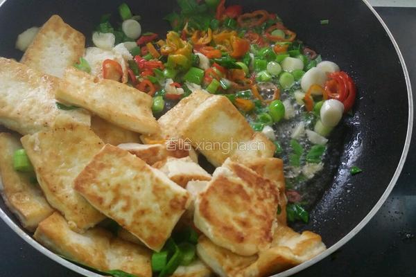 家常香煎豆腐的做法图解7