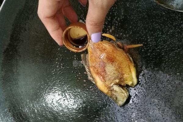 香煎太阳鱼的做法图解8