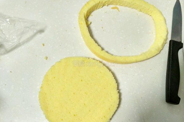樱花乳酪蛋糕(戚风底)的做法图解1