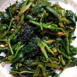 凉拌鹅脚板（野菜）的做法[图]