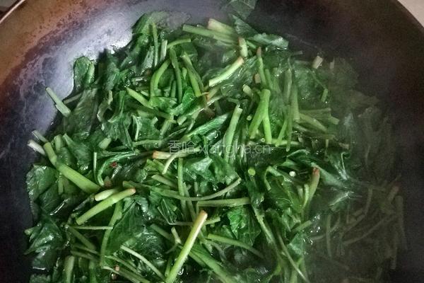 凉拌鹅脚板（野菜）的做法图解1