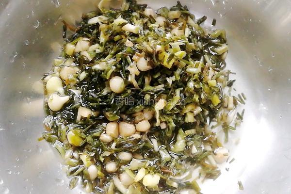 辣炒野蒜的做法图解1
