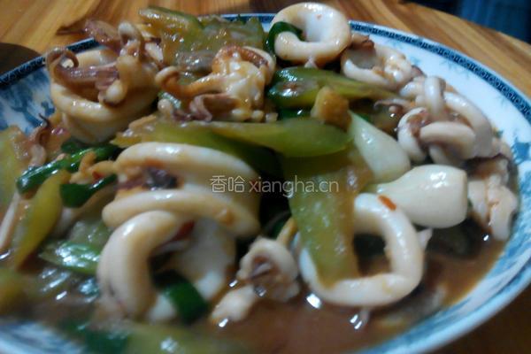 苦瓜炒鱿鱼的做法图解8